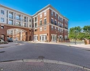 7 Booth Street - Photo Thumbnail 58