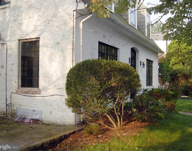 4602 Derussey Parkway - Photo Thumbnail 2