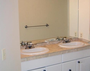 4602 Derussey Parkway - Photo Thumbnail 36