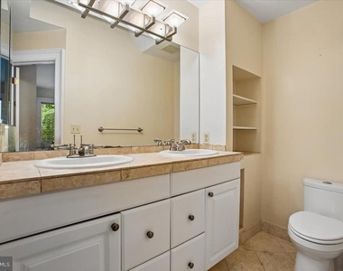 4602 Derussey Parkway - Photo Thumbnail 37