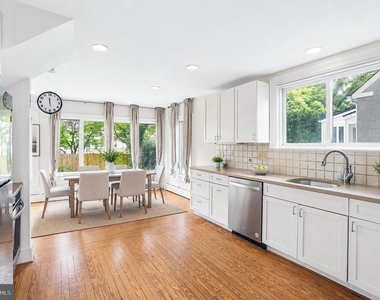 4602 Derussey Parkway - Photo Thumbnail 21