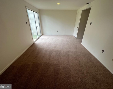 7520 Indian Hills - Photo Thumbnail 17