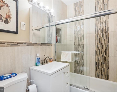 10500 Rockville Pik - Photo Thumbnail 14