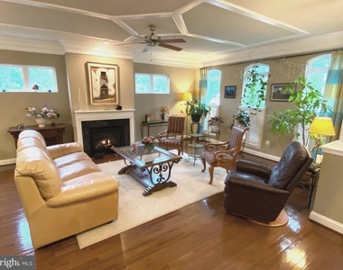 22920 Turtle Rock Terrace - Photo Thumbnail 3