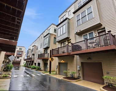 6924 Rockledge Drive - Photo Thumbnail 39