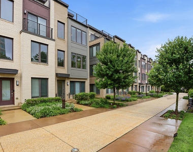 6924 Rockledge Drive - Photo Thumbnail 1