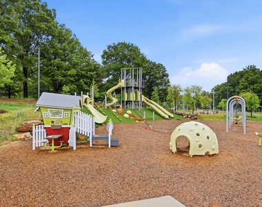6924 Rockledge Drive - Photo Thumbnail 50