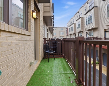 6924 Rockledge Drive - Photo Thumbnail 17