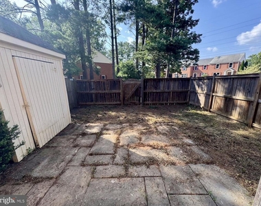 12146 Bentridge Place - Photo Thumbnail 33