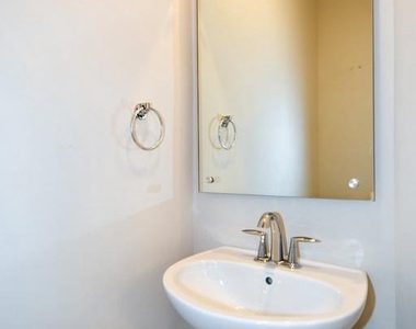 16301 Columbus Avenue - Photo Thumbnail 18
