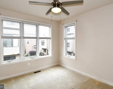 16301 Columbus Avenue - Photo Thumbnail 19