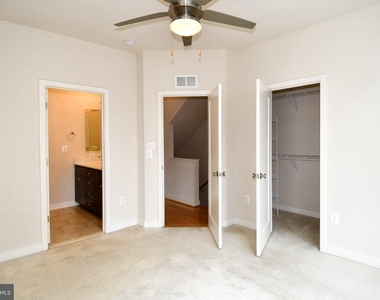 16301 Columbus Avenue - Photo Thumbnail 20