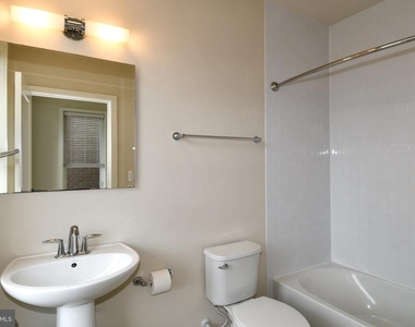 16301 Columbus Avenue - Photo Thumbnail 27