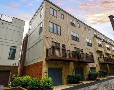 16301 Columbus Avenue - Photo Thumbnail 41