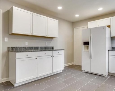 3303 Winnett Road - Photo Thumbnail 9