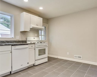 3303 Winnett Road - Photo Thumbnail 6