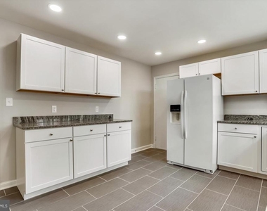 3303 Winnett Road - Photo Thumbnail 1