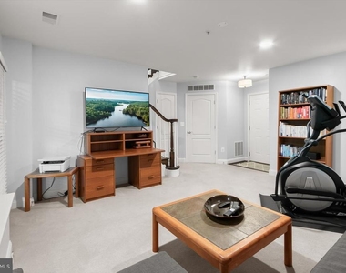 7207 Phelps Hill Court - Photo Thumbnail 37