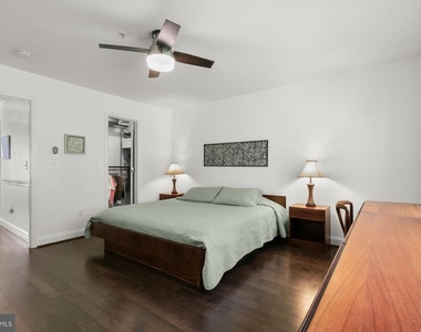 7207 Phelps Hill Court - Photo Thumbnail 23