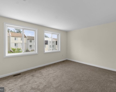 10289 Daystar Court - Photo Thumbnail 8