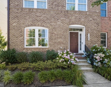 11285 Terrace Lane - Photo Thumbnail 1
