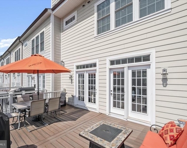 11285 Terrace Lane - Photo Thumbnail 24