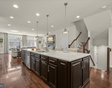 11285 Terrace Lane - Photo Thumbnail 17
