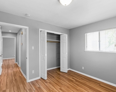 2205 Lanier Dr - Photo Thumbnail 10