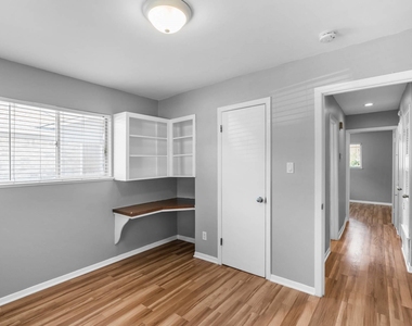 2205 Lanier Dr - Photo Thumbnail 6