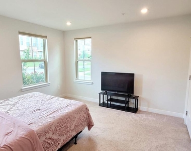 8667 Shady Pines Drive - Photo Thumbnail 21