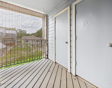 3111 Tom Green St - Photo Thumbnail 19