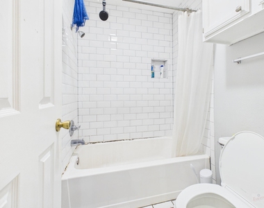 3111 Tom Green St - Photo Thumbnail 10