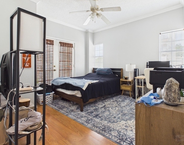 3111 Tom Green St - Photo Thumbnail 13