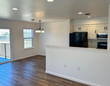 7044 Basswood Road - Photo Thumbnail 5