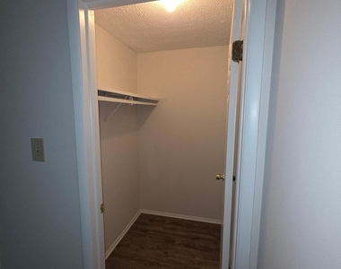 1758 Springfield Lane - Photo Thumbnail 25