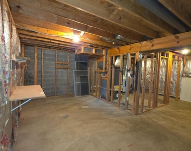 1758 Springfield Lane - Photo Thumbnail 15