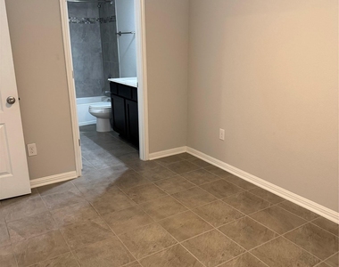 361 Ferrule Dr - Photo Thumbnail 5