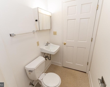 802 Travers Street - Photo Thumbnail 25