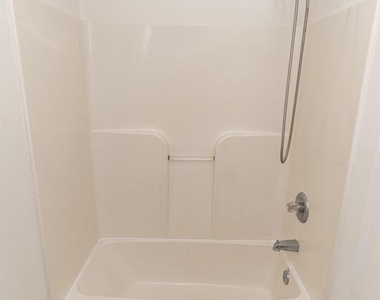 802 Travers Street - Photo Thumbnail 26