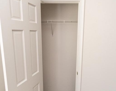 804 Travers Street - Photo Thumbnail 18