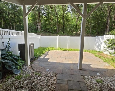 12298 Sandstone Street - Photo Thumbnail 19