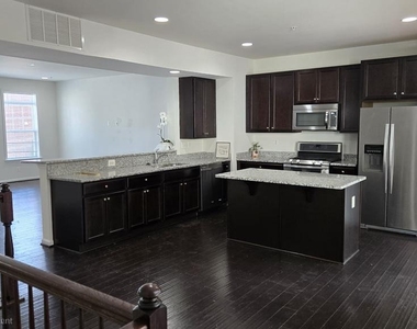 12298 Sandstone Street - Photo Thumbnail 1