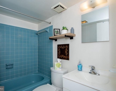 327 Saint Marys Avenue - Photo Thumbnail 13