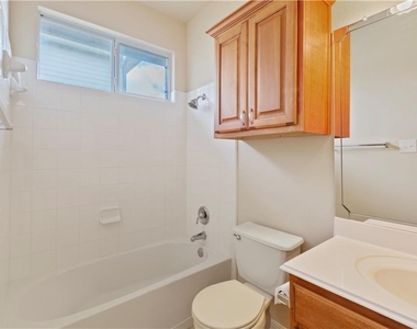2405 Speidel Dr - Photo Thumbnail 26