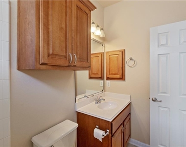 2405 Speidel Dr - Photo Thumbnail 28