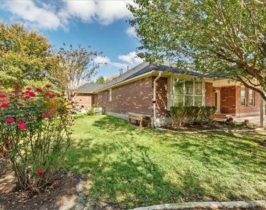 2405 Speidel Dr - Photo Thumbnail 34