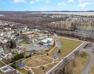 21-b Owens Landing Court - Photo Thumbnail 26