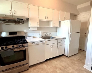 1717 Northview Road - Photo Thumbnail 10