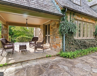 7704 Crossland Road - Photo Thumbnail 52