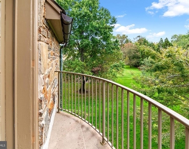 7704 Crossland Road - Photo Thumbnail 29